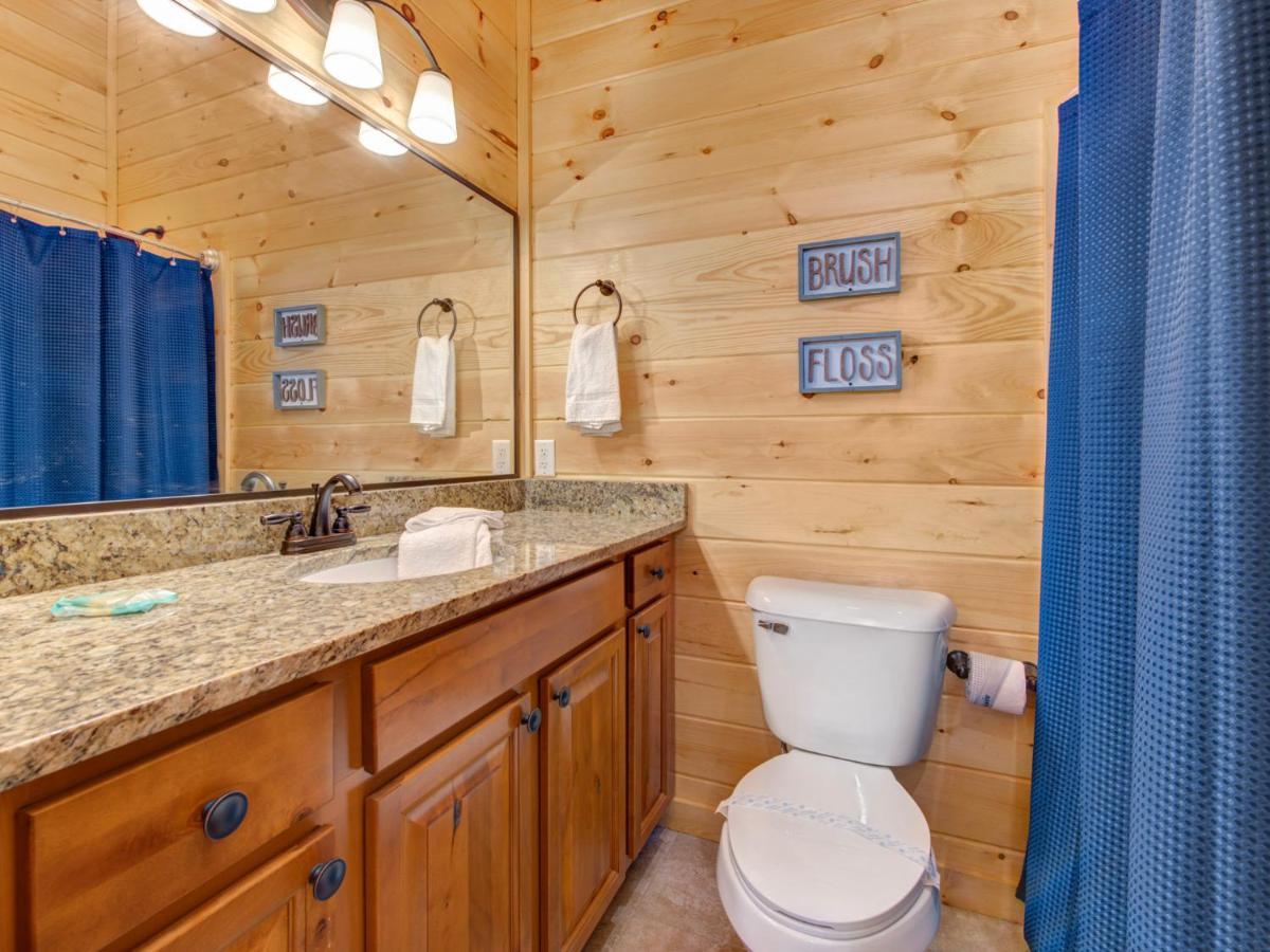 Gatlinburg Escape, 5 Bedrooms, Hot Tub, Arcade, Game Room, Sleeps 16 Exterior foto